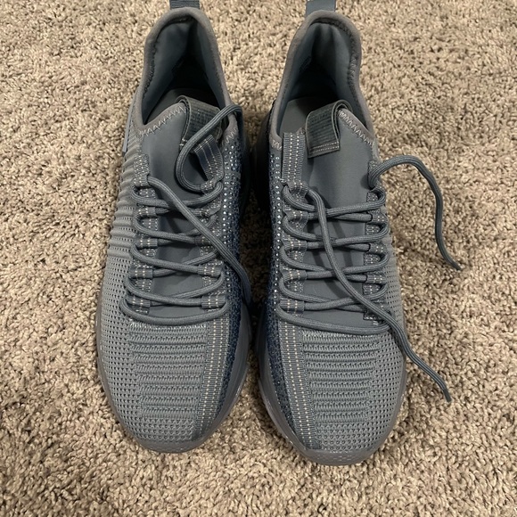 Steve Madden Maxima Baby Blue Sneakers - Picture 7 of 8